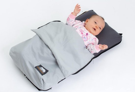 Deryan AirTraveller Vliegtuigbedje - Reiskussen met matras - compact opgevouwen