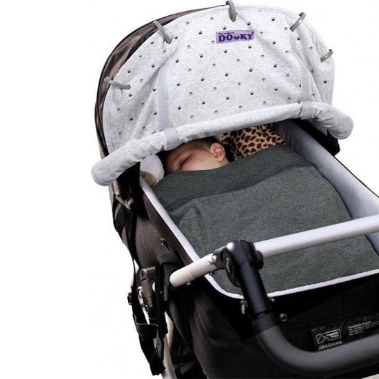 Dooky Universal Cover Zonnescherm Kinderwagen - Design Light Grey Crowns