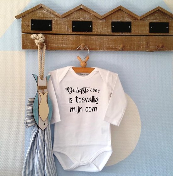 Baby Rompertje tekst zwangerschap aankondiging broer De liefste oom is toevallig mijn oom  | Lange mouw | wit zwart | maat 50/56