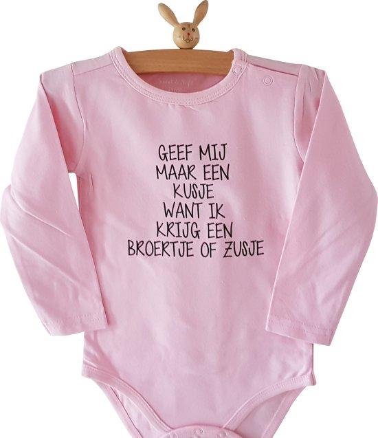 Baby rompertje meisje met tekst voor grote zus big sis sister | Geef mij maar een kusje want ik krijg een broertje of zusje | Lange mouw | roze| maat 86-92 | Zwangerschapsaankondiging zwangerschap aankondiging geboorte