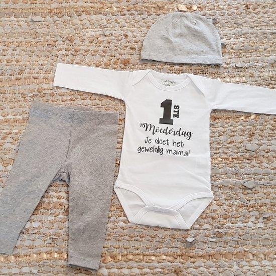 Set met baby romper tekst voor meisje of jongen cadeau mama eerste moederdag je doet het geweldig grijs 62-68