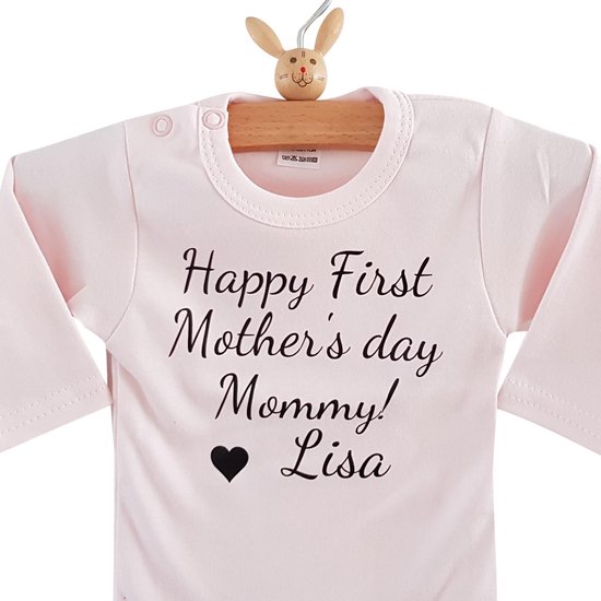 Rompertje baby tekst mama eerste moederdag | Happy first mothers day mommy met naam| Lange mouw |roze zwart | maat 74/80 (zonder hart) cadeau bekendmaking zwangerschap aanstaande baby jongen meisje unisex