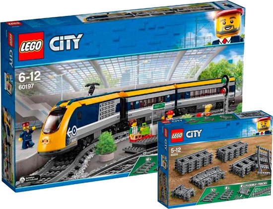 LEGO City Bundel - 60197 Passagierstrein + 60205 Rechte en gebogen rails