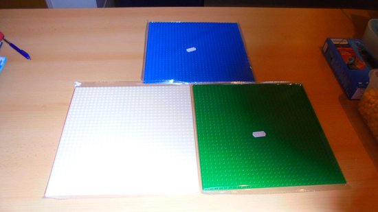 3 Bouwplaten dubbelzijdig te gebruiken met Lego wit, blauw en groen 32x32