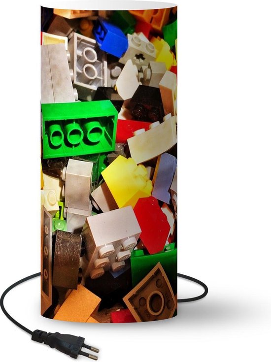 Lamp Lego - Close-up op legoblokjes lamp - 33 cm hoog - Ø14 cm - Inclusief LED lamp -