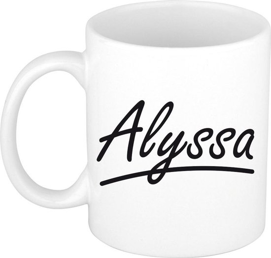 Alyssa naam cadeau mok / beker sierlijke letters - Cadeau collega/ moederdag/ verjaardag of persoonlijke voornaam mok werknemers