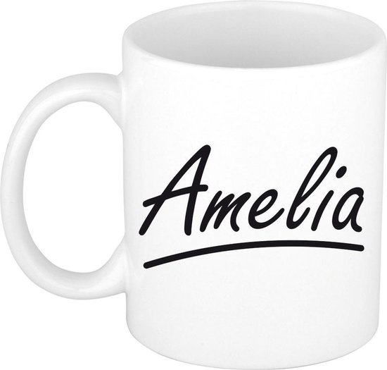 Amelia naam cadeau mok / beker sierlijke letters - Cadeau collega/ moederdag/ verjaardag of persoonlijke voornaam mok werknemers